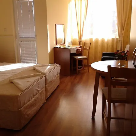 Stephanovy Guest house 2*